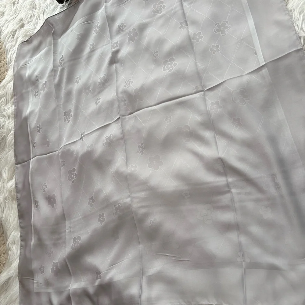 Chanel gray solid square classic scarf 35x35 ‼️LAST ONE LEFT